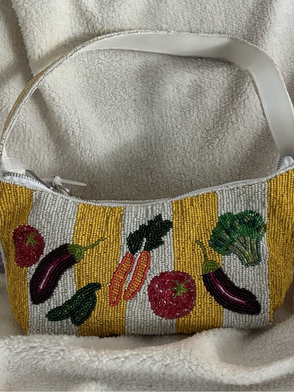 Beaded Vegetable Motif Shoulder Bag in Yellow and White